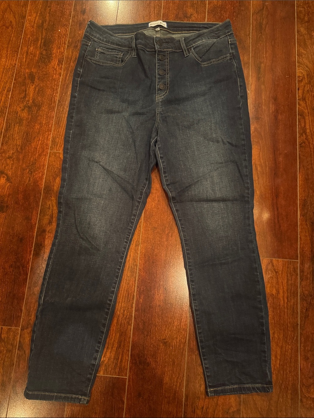 Studio Blue Straight Women’s Jeans in Dark Indigo